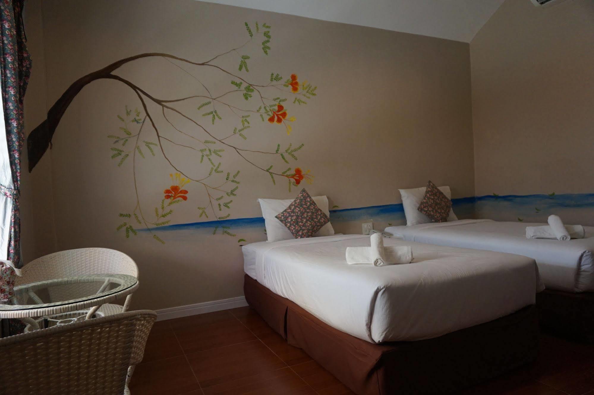Color Ville Hotel Sha Certified Sakon Nakhon Exterior foto
