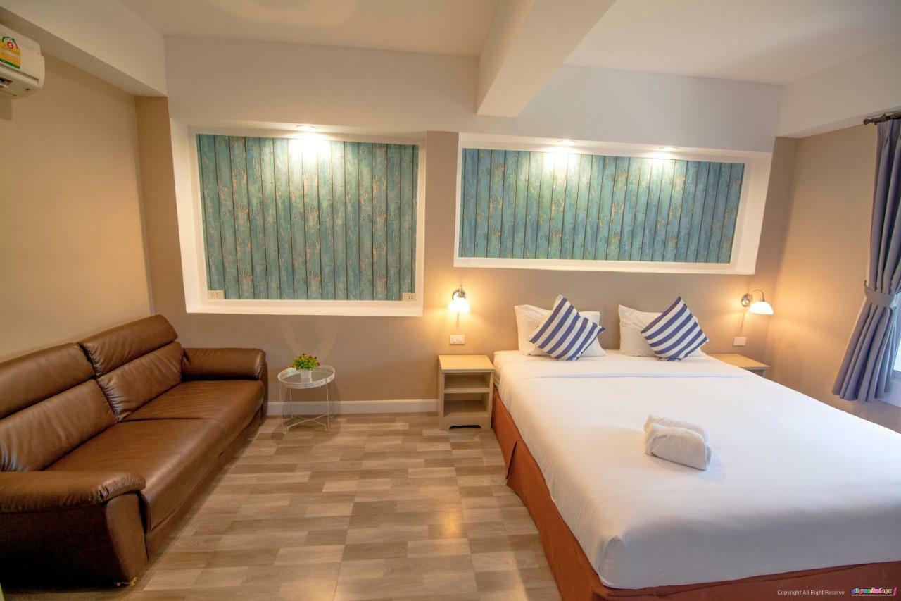Color Ville Hotel Sha Certified Sakon Nakhon Exterior foto